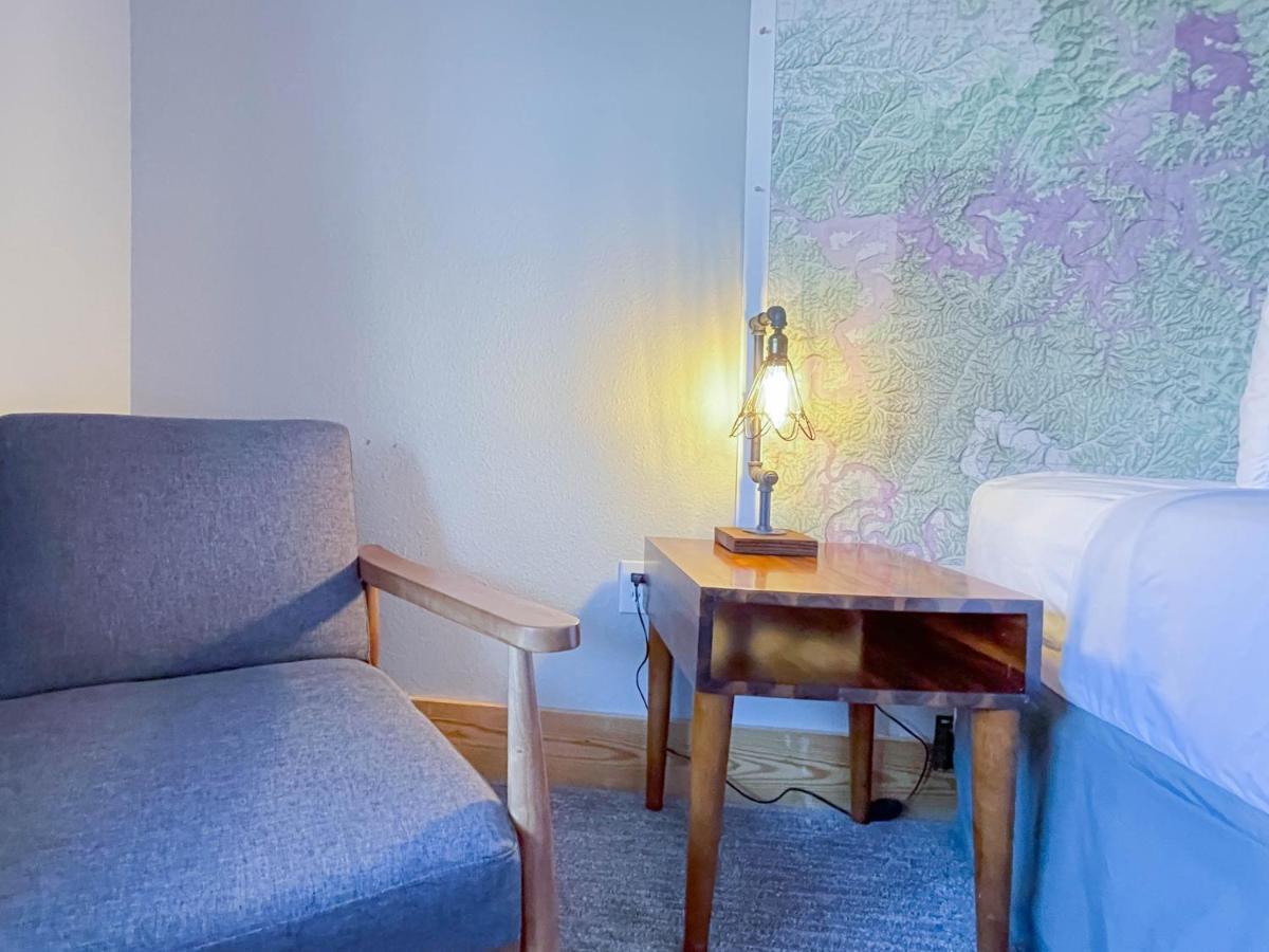 The Wanderoo Lodge Eureka Springs Ngoại thất bức ảnh