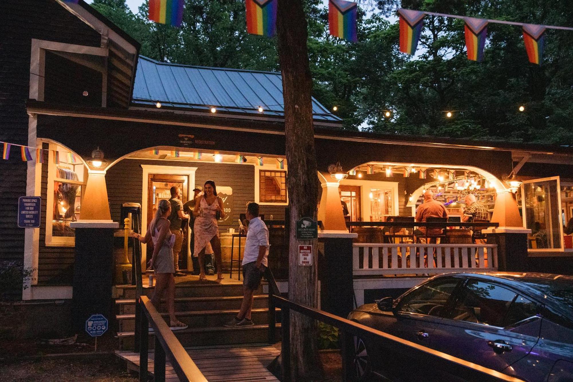 The Wanderoo Lodge Eureka Springs Ngoại thất bức ảnh