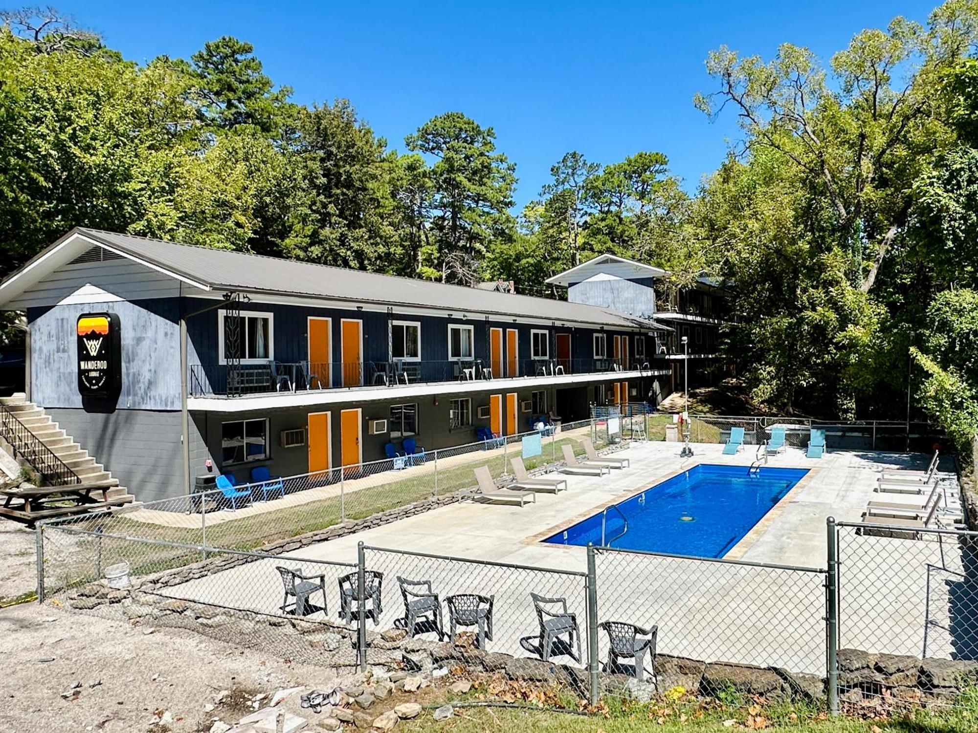 The Wanderoo Lodge Eureka Springs Ngoại thất bức ảnh
